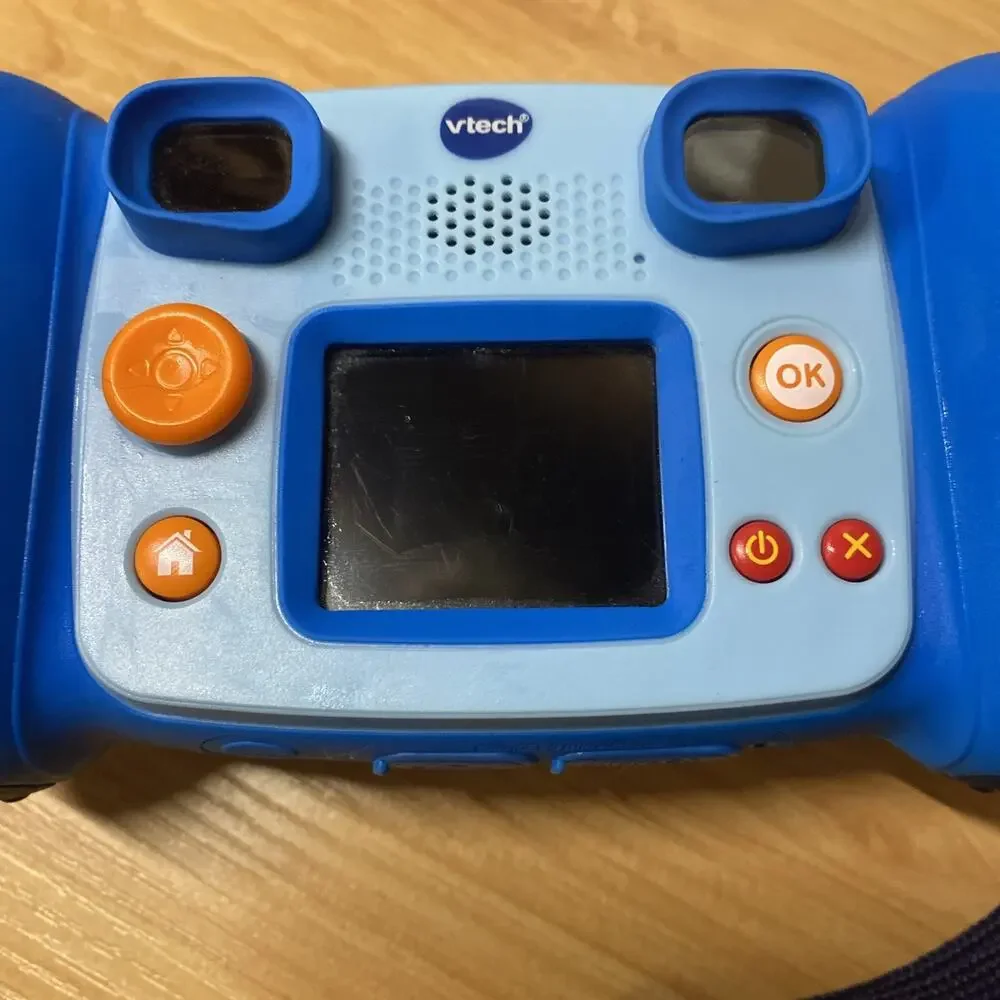 VTech Kidizoom Camera Pix Blue 2 Mega Pixels Used in Excellent Condition Works!
